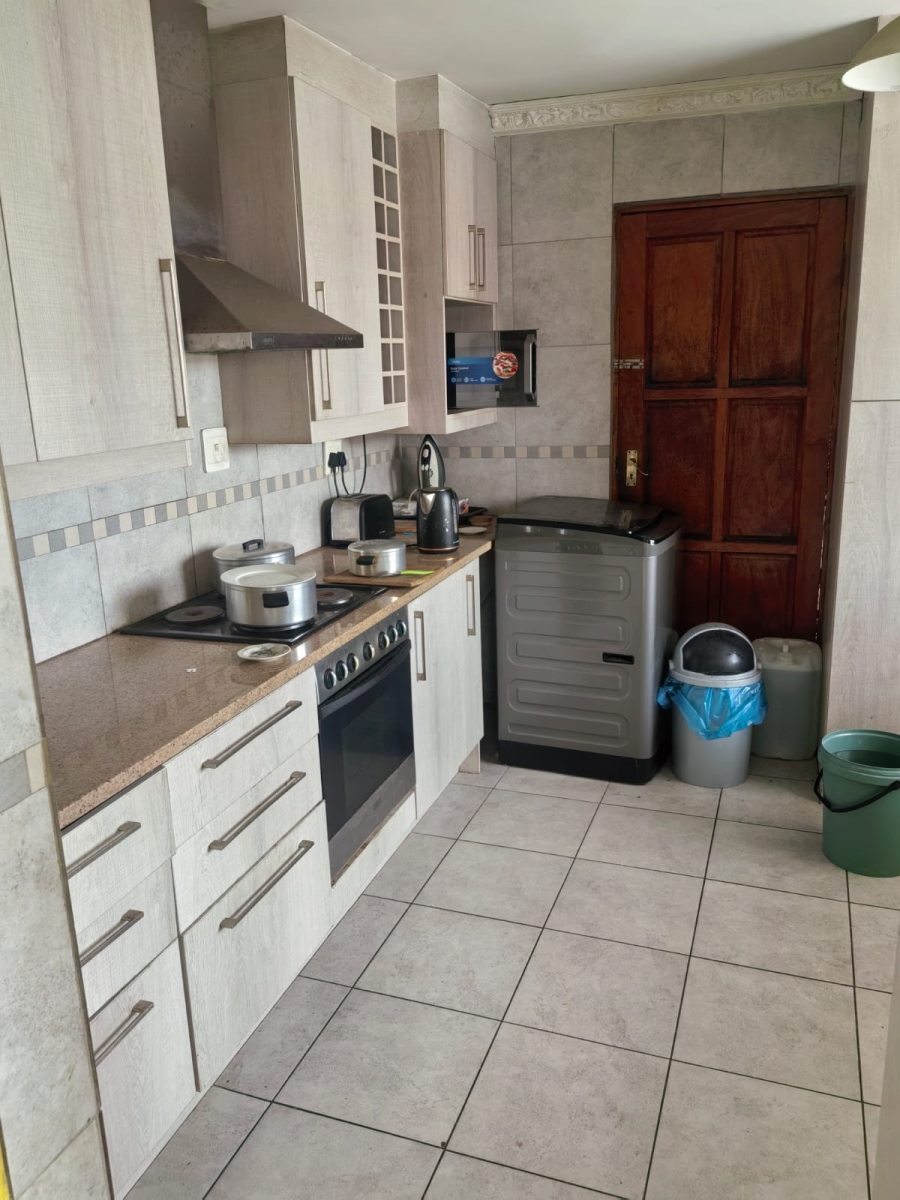 3 Bedroom Property for Sale in Ilitha Park Western Cape